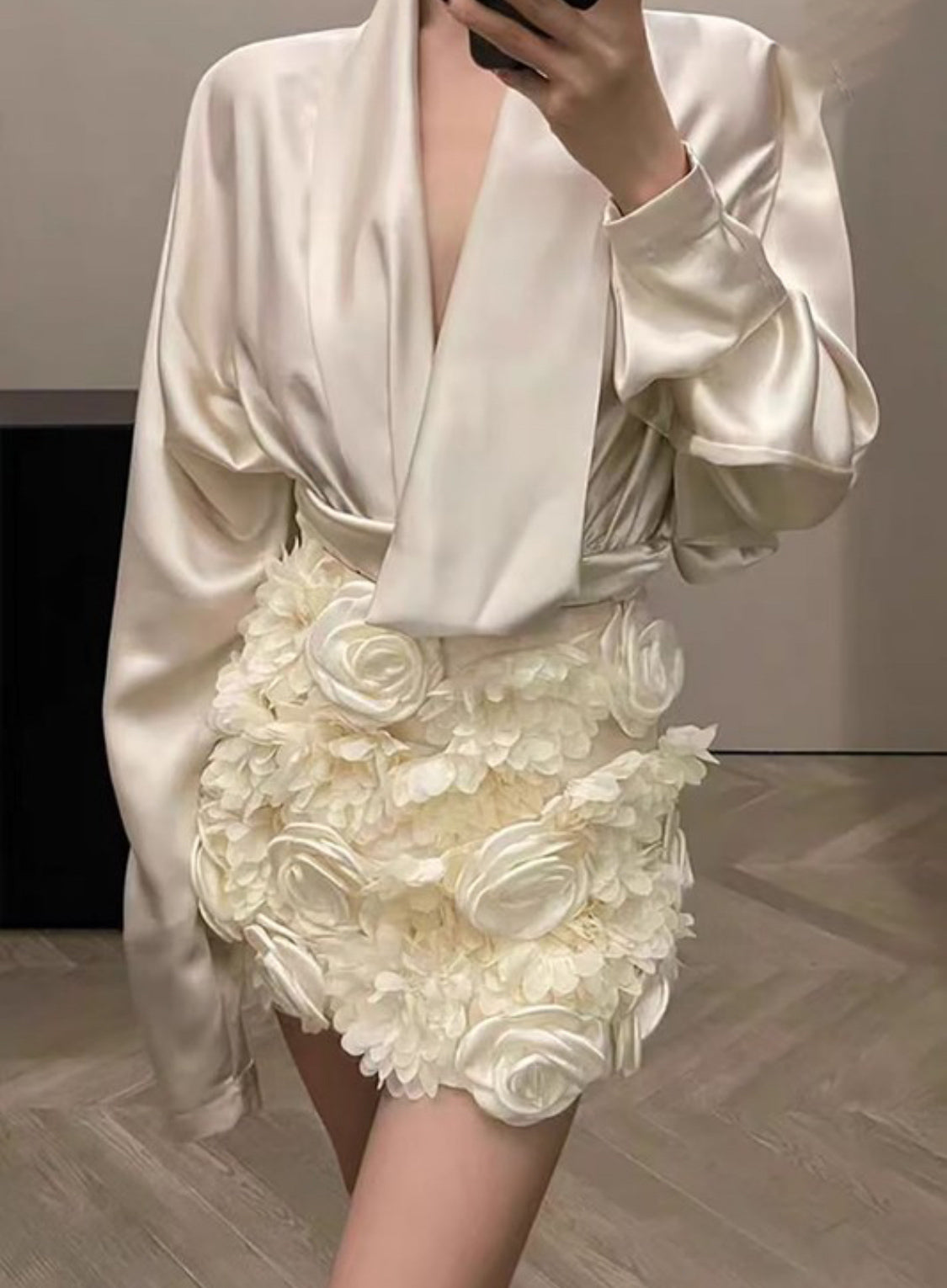 ROSETTE SKIRT